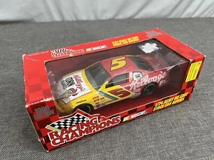 Racing Champions 1996 NASCAR Terry Labonte #5 Kelloggs Diecast Maßstab 1:24 Neu in OVP - Bild 1 von 7