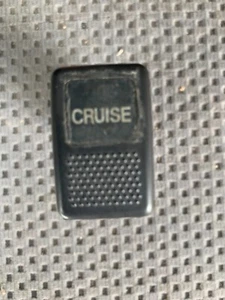 Subaru Liberty & Outback 1999 - 2003 Cruise Control Switch - Picture 1 of 3