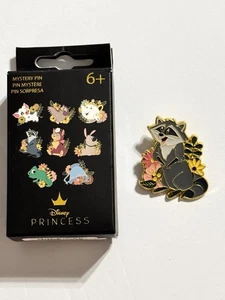 Loungefly Disney Floral Sidekick Blind Box Pin - Pocahontas - Meeko - Bild 1 von 5