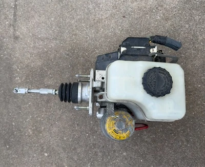 2004 Toyota 4Runner ABS Brake Master Cylinder Booster Actuator OEM 89541-35050 - Image 1 of 4