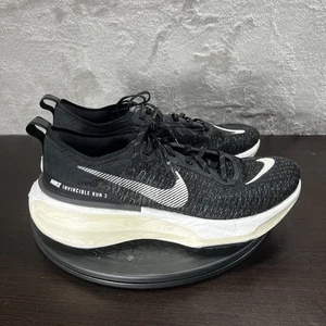 Nike ZoomX Invincible Run 3 Damengröße 9,5 schwarz Schnürschuhe Sportschuhe - Bild 1 von 13