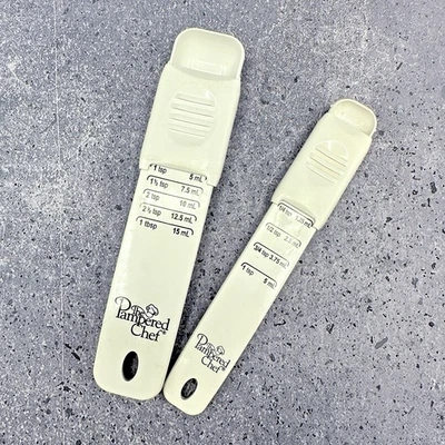 2 The Pampered Chef Adjustable Measuring Spoons: 1 Teaspoon & 1 Tablespoon - Image 1 of 4