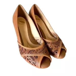 Zapatos de salón Nurture Angie para mujer 6M bronceado corte láser punta abierta boho campesino acolchado - Imagen 1 de 12