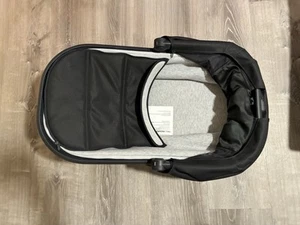 Uppababy VISTA stroller Attachment And Home Bassinet - Picture 1 of 2