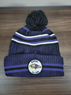 Baltimore Ravens Pom Gorro New Era Púrpura Tejido Invierno Sombrero NFL Gorra OSFA Rayas Foto 1 de 4