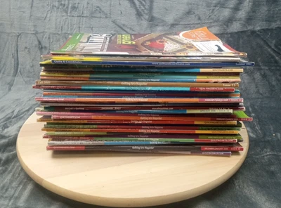 Lot of 32 Quilting Magazines   Quilting Arts , Love of Quiting , Quilters world - Image 1 of 4