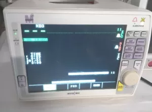 INVIVO MDE ESCORT 20415 M10 PATIENTENMONITOR - Bild 1 von 2