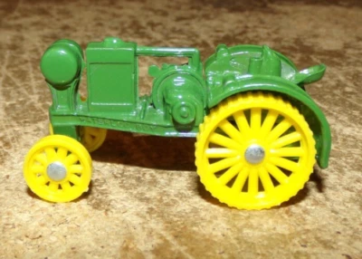1/64 ertl john deere waterloo boy tractor new - Image 1 of 4