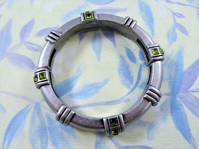 Lia Sophia Bracelet Aluminum Green Glass Crystals Elastic Stretch Size Medium - Image 1 of 4