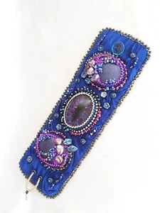 Shibori Seidenband Nacht Garten Manschette Armband, Perlenstickerei - Bild 1 von 4