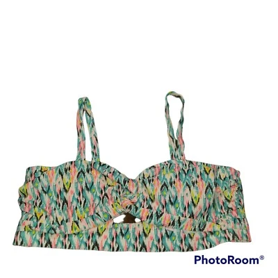 Top Bakini Old Navy para mujer 4X geométrico brillante debajo del alambre delantero torcido Foto 1 de 4