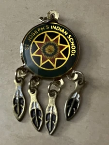Pin Indian School St. Joseph’s US Lapel Pin Green Color - Picture 1 of 1