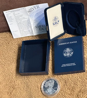 Moneda bullion de plata de 1 onza 2001-W-U.S. Mint-American Eagle - Certificado de autenticidad y buen estado Foto 1 de 4