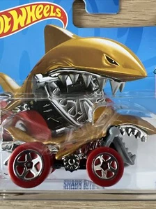 Hot Wheels 2024 Case B Mainline Shark Bite – short card 18/250 HW MEGA BITE gold - Bild 1 von 18