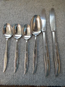 VINTAGE LOT 6 PIECE STAINLESS FLATWARE HULL DORZEL FIRST STAR - Picture 1 of 1