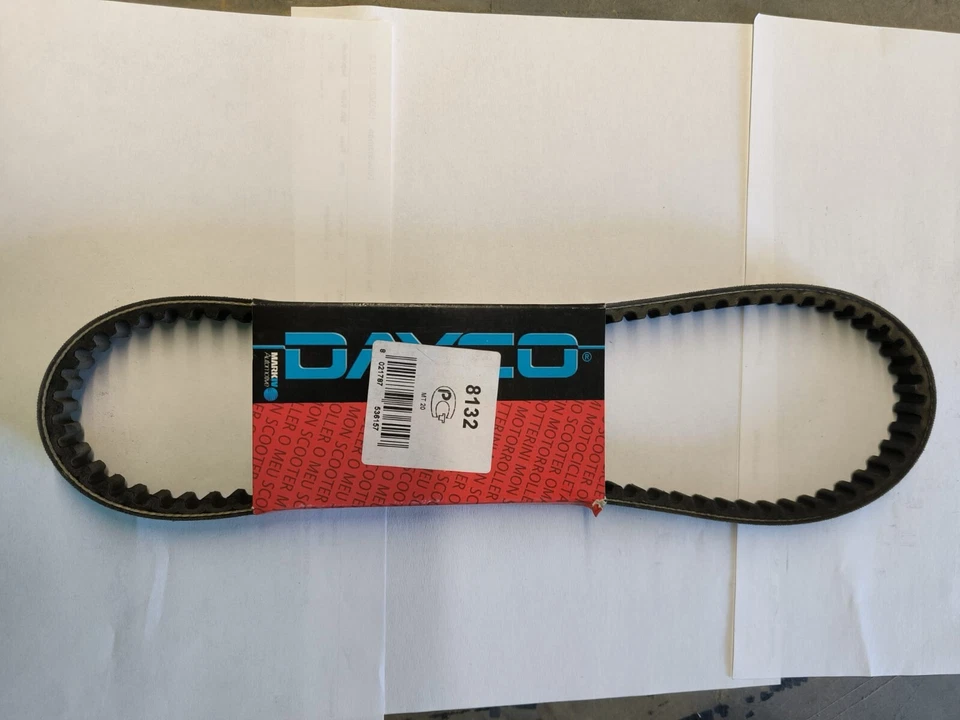 Cinghia Dayco 8132 ATLANTIS, PREDATOR, LIBERTY, PROGRESS, HEXAGON 163750360 - Immagine 1 di 1