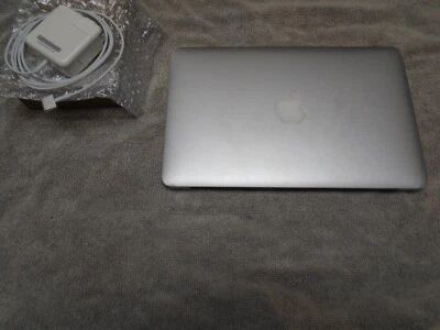 Apple Macbook Air 11" Mid 2013 A1465/4GB RAM/128GB SSD, Excellent!! - Image 1 of 4