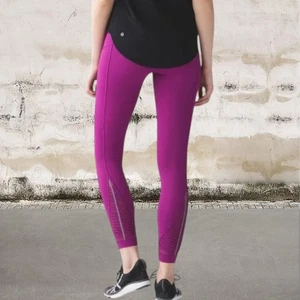 Lululemon Women's Making Moves Tight Leggings Regal Plum Size 4 - Picture 1 of 8