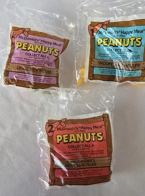 Juguetes McDonalds 1989 vintage Charlie Brown Snoopy Peanuts Farmers casi completos Foto 1 de 4