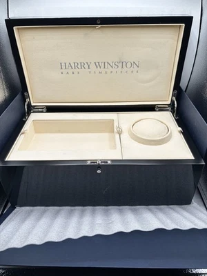 Reloj y joyero de lujo Harry Winston relojes raros laca negra Foto 1 de 4