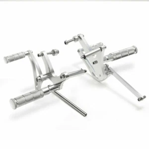 Per Honda Magna 750 Avanzate Comandi Avanzati Pedane VF750C 1994- 2003 2002 2001 - Foto 1 di 11