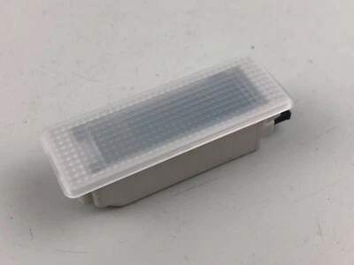 Unidad de lámpara de guantera interior salpicadero BMW 1 Series F20 M135i 6972605 Foto 1 de 4