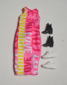BARBIE FASHIONISTAS #186 - SET ABITO D'AMORE E DUE PAIA DI SCARPE!! - Foto 1 di 2