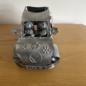 Wine Bottle Holder - Beetle Car with Dog - Metal - Picture 1 of 7
