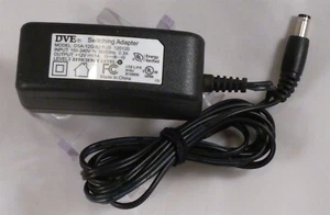 DVE DSA-12G-12 FUS Alimentatore adattatore CA originale 12 V 1A 120120 - Foto 1 di 1