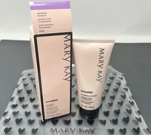 Mary Kay TimeWise Age Fighting Moisturizer Combination To Oily Skin 3 Oz. 026926 - Picture 1 of 3