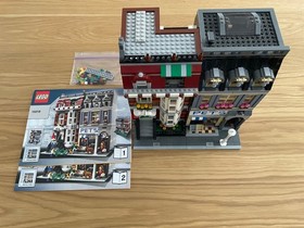 LEGO Creator 3-in-1 Pet Shop