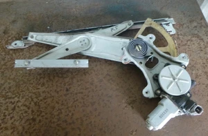 Subaru Liberty Outback 4th Gen 9/03-9/09 Right Front Electric Window Regulator - Picture 1 of 2