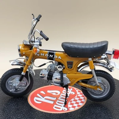 *Damaged* EBBRO 1/10 Honda Dax ST50 gold 1969 Japan Diecast Model 10006 - Image 1 of 4