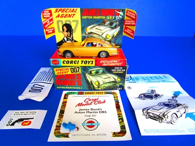 Corgi 261 James Bond Aston Martin DB5 1:43 Scale "Goldfinger" Model Club Repro - Image 1 of 4