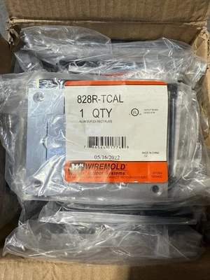 Placa de receptáculo dúplex de aluminio Wiremold Legrand 828R-TCAL TOTALMENTE NUEVA  Foto 1 de 4