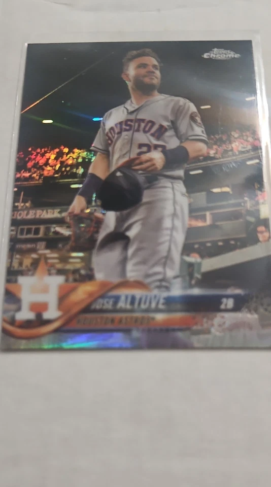2018 Topps Chrome - Image Variation Jose Altuve #200 Capless - Image 1 of 1
