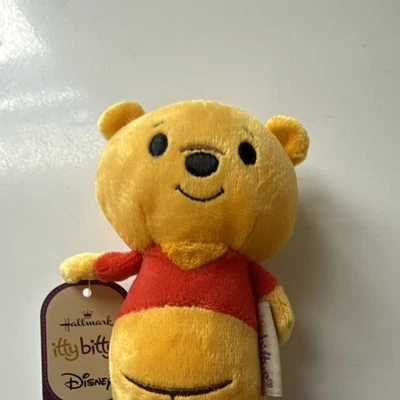Hallmark - itty Bittys - WINNIE the POOH - Second in Series - NWT - Image 1 of 4