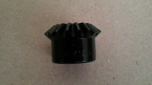 NEW OTHER GLOBE HMK1218A (HM1218A) MITER GEAR, 18T, 12DP, 5/8"BORE, KYWY, 1 S.S. - Picture 1 of 2