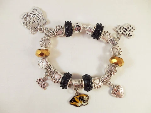 UNIVERSITY MISSOURI TIGERS NCAA Licensed Team Charm Silver Bracelet GLASS BEADS Cover