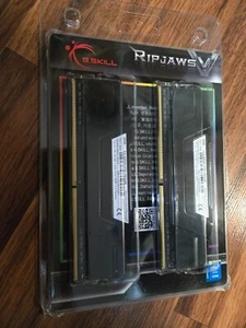 G. SKILL Ripjaws V 16GB (2 x 8GB) DDR4 4400 17-18-18-38 Samsung B-Die *CL17* - Picture 1 of 2