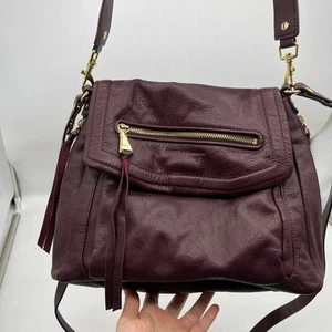 Aimee Kestenberg Leather Shoulder Bag Fifth Avenue True Plum - Picture 1 of 15