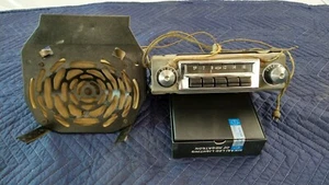 1955-56 Chevrolet 210 Belair OEM Push Button AM Radio With Speaker - Bild 1 von 8