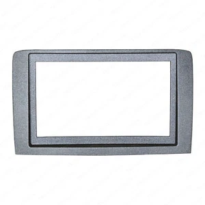 Mascherina Autoradio 2 DIN Adattatore Stereo Lancia Musa Silver 09> - Foto 1 di 1