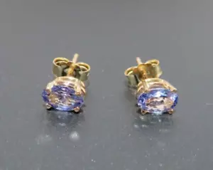 14K YG OVAL IOLITE STUD EARRINGS 0.85 gram (AI-2367) - Picture 1 of 7