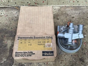 Parker DE-2-FW Thermostat-Expansionsventil 3/8" Einlass 1/2" Auslass, 2 Tonnen, R12 - Bild 1 von 3
