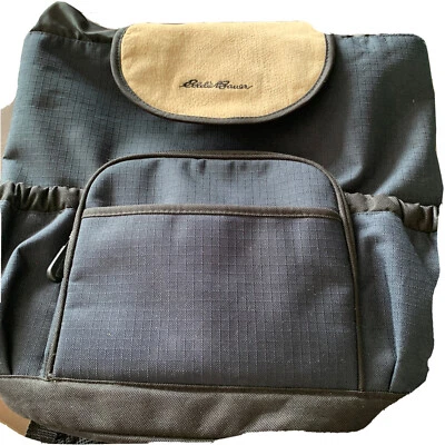Bolsa de pañales de viaje grande Eddie Bauer azul marino/suade Foto 1 de 4