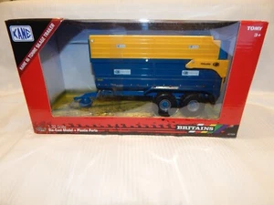 BRITAINS KANE DUAL AXLE 16 TONNE SILAGE TRAILER 42700A BNIB 1:32 - Picture 1 of 4