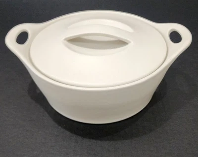 Cazuela redonda de 1,5 cuartos de galón CorningWare descontinuada con tapa gres seguro para horno Foto 1 de 4