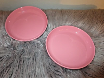 Le Creuset San Francisco Coupe Pasta Bowls- Rose Quartz-Set 2- RARE COLOR! - Image 1 of 3