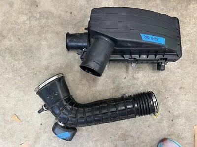 04-08 Filtro de aire de caja de aire de gas Ford Truck F250 F350 460 con tubo 2004-2008 OEM Foto 1 de 4